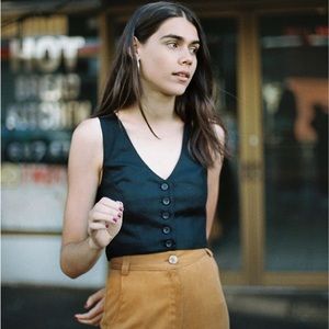 ⚡️NWT⚡️ Caves Collect Marvin Black Linen Vest, AU size 10 - runs small